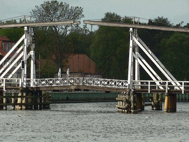Klappbrücke